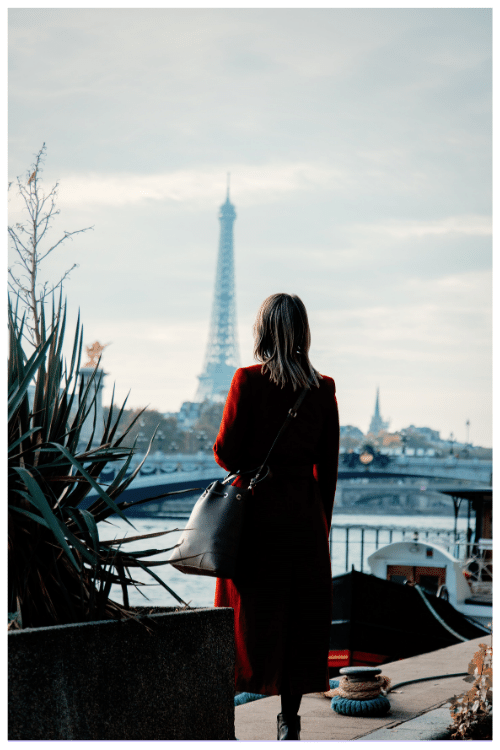 Born in Paris, our aligners carry its charm to the world.